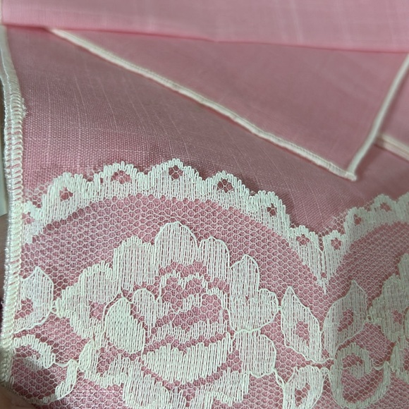 Vintage placemats and napkins in original box - Picture 3 of 5